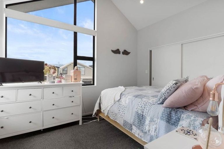 Photo of property in 3 Courage Road, Papakura, 2110