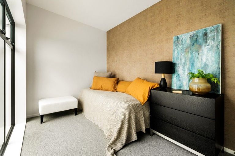 Photo of property in 53 Bearing Parade, Long Bay, Auckland, 0630