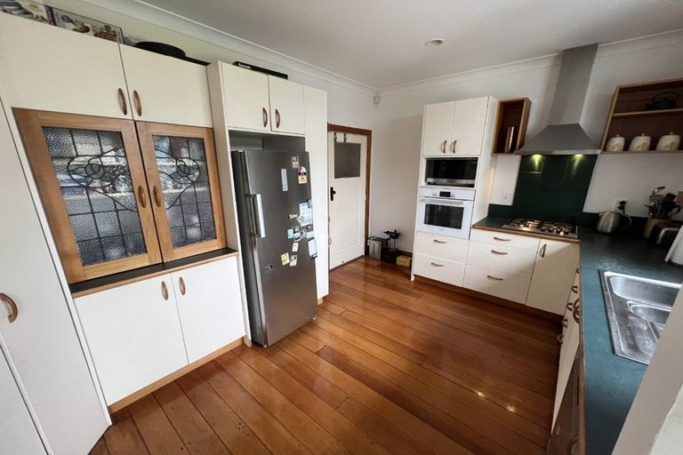 Photo of property in 59 Puriri Street, Woburn, Lower Hutt, 5010