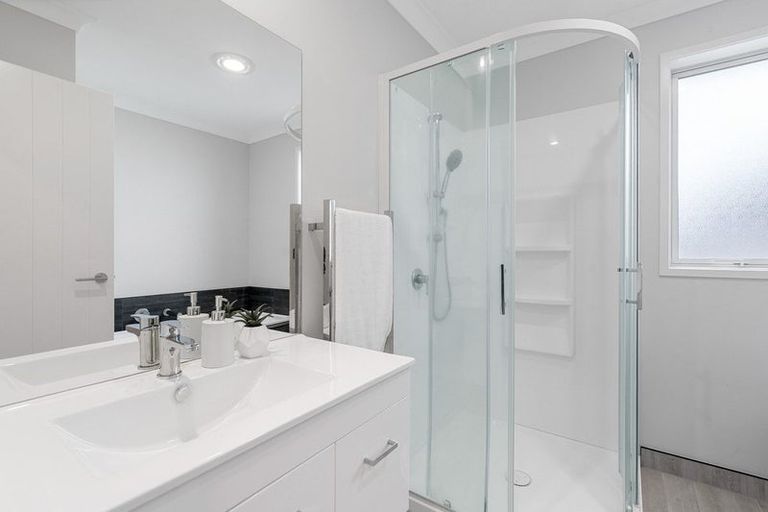 Photo of property in 23 Kotiate Street, Papamoa Beach, Papamoa, 3118