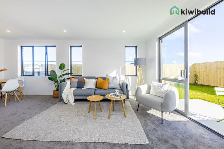 Photo of property in 22 Bellbird Street, Papakura, 2110