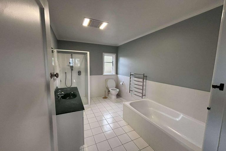 Photo of property in 72 Cashmere Avenue, Khandallah, Wellington, 6035
