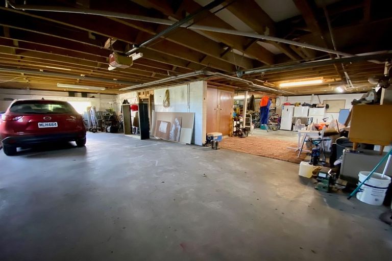 Photo of property in 17 Saint Andrew Place, Balclutha, 9230