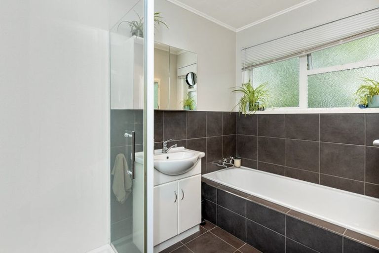 Photo of property in 1a Everest Avenue, Havelock North, 4130