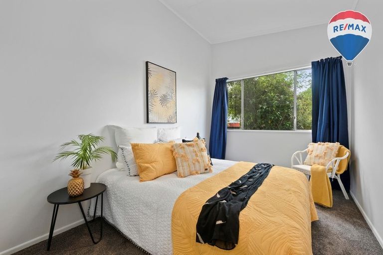 Photo of property in 2/71 Hikurangi Street, Trentham, Upper Hutt, 5018