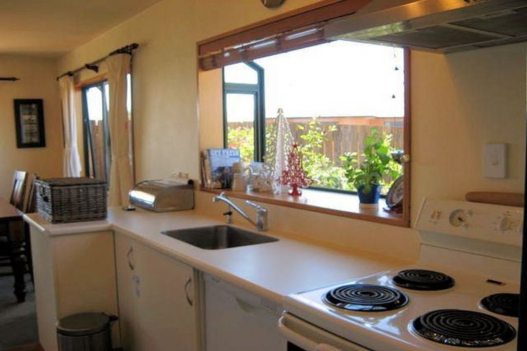 Photo of property in 6 Irishman Drive, Twizel, 7901