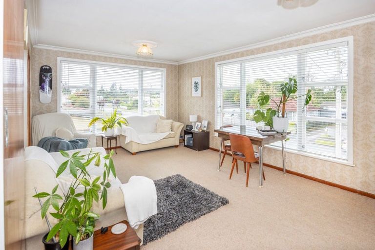 Photo of property in 43 Urlich Avenue, Melville, Hamilton, 3206