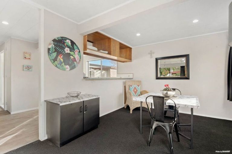 Photo of property in 114 Racecourse Road, Waiuku, 2123