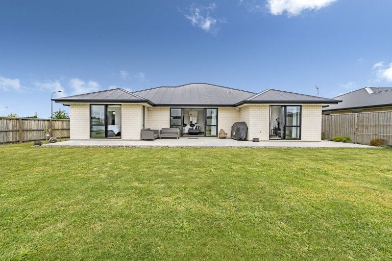 Photo of property in 19 Raptor Street, Rolleston, 7615