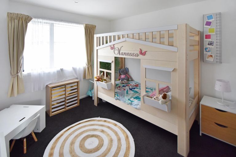 Photo of property in 15 Lakeland Avenue, Twizel, 7901