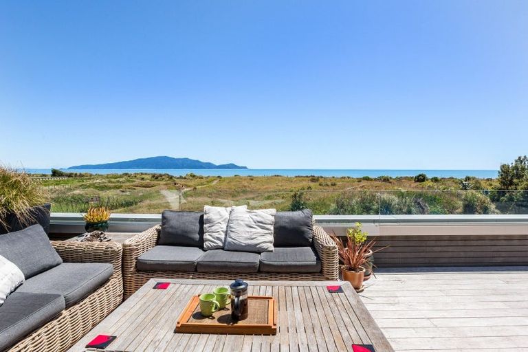 Photo of property in 90a Paetawa Road, Peka Peka, Waikanae, 5391