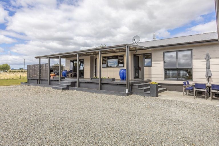 Photo of property in 1 Elm Place, Waipukurau, 4284
