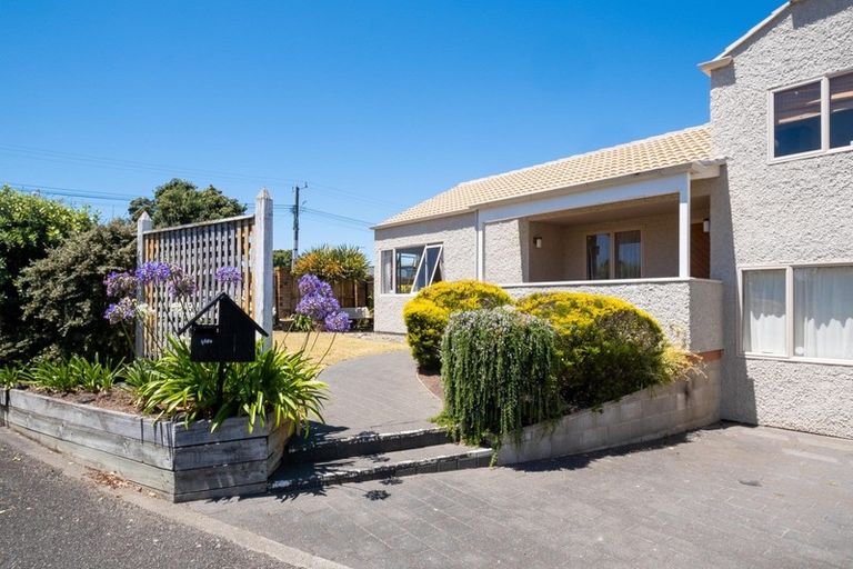 Photo of property in 1/184 Charles Street, Westshore, Napier, 4110