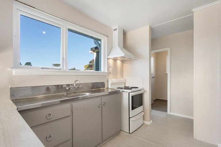 Photo of property in 452a Bower Avenue, Parklands, Christchurch, 8083