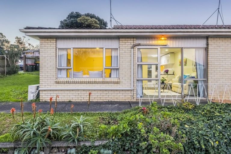 Photo of property in 1/13 Heron Place, Pakuranga Heights, Auckland, 2010