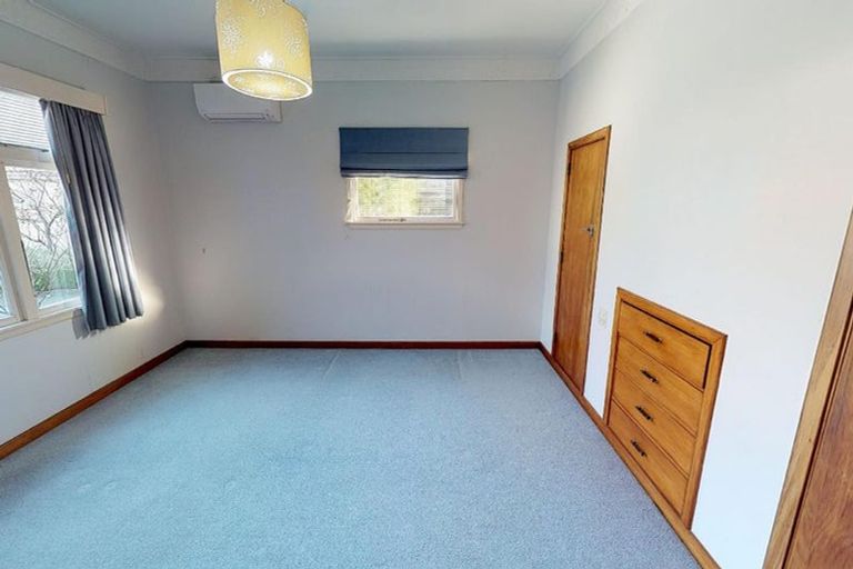 Photo of property in 261 Victoria Avenue, Hokowhitu, Palmerston North, 4410