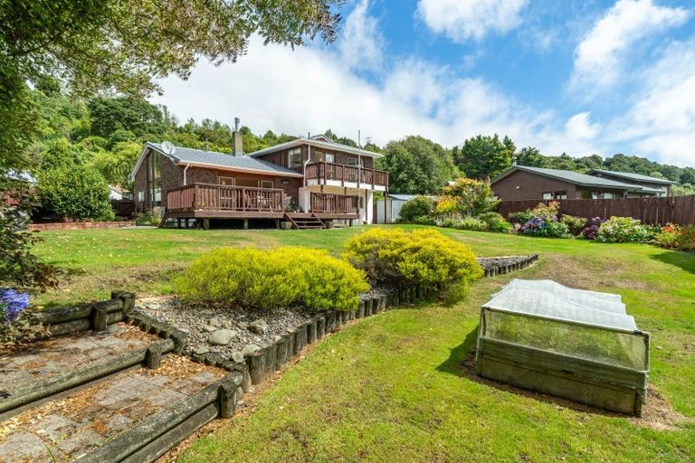 Photo of property in 31 Amber Grove, Birchville, Upper Hutt, 5018