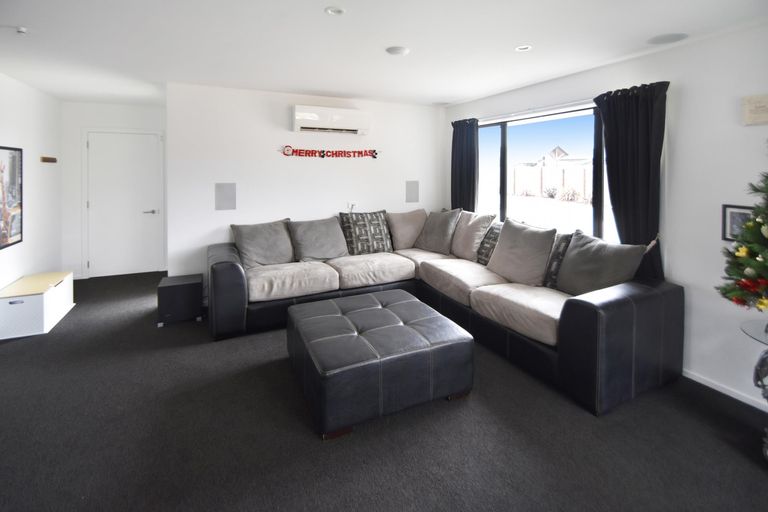 Photo of property in 15 Lakeland Avenue, Twizel, 7901