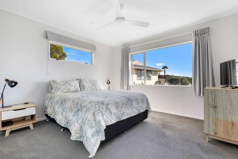 Photo of property in 18a Delshaw Avenue, Stanmore Bay, Whangaparaoa, 0932