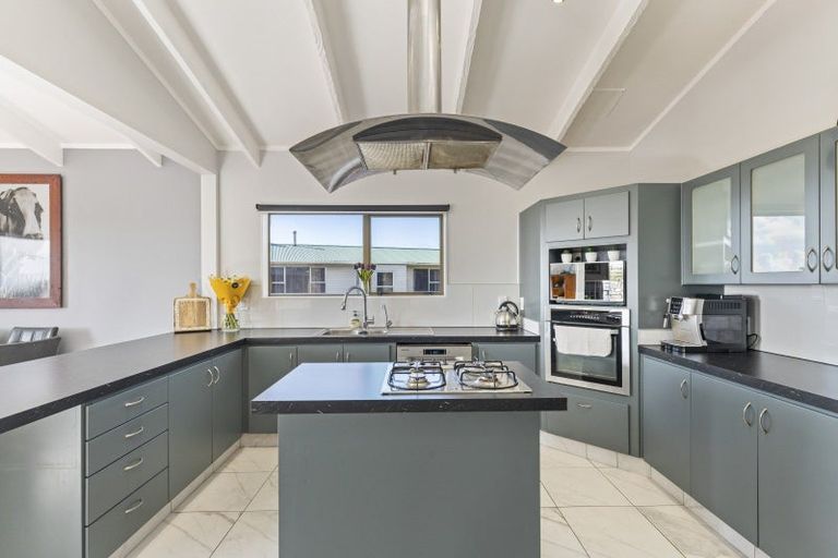 Photo of property in 129 Parklands Avenue, Bell Block, New Plymouth, 4312