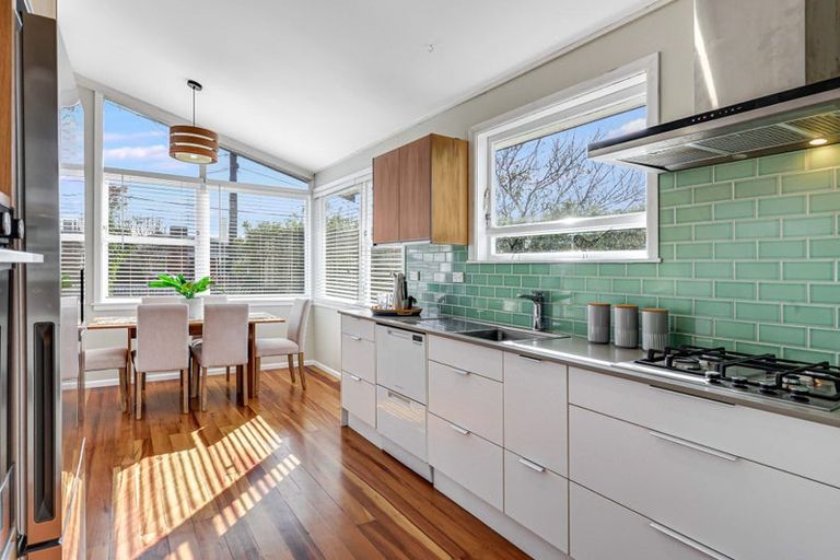 Photo of property in 49 English Street, St Andrews, Hamilton, 3200