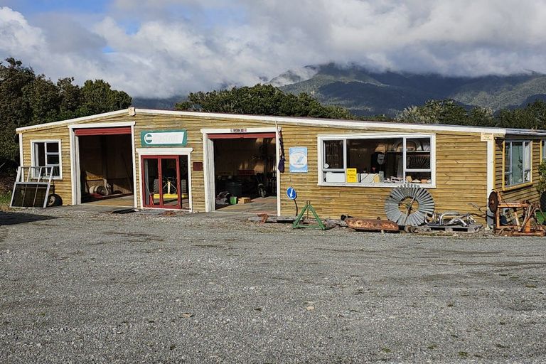 Photo of property in 9190 State Highway 6, Westport, 7892