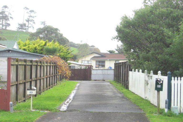 Photo of property in 23 Casuarina Road, Half Moon Bay, Auckland, 2012