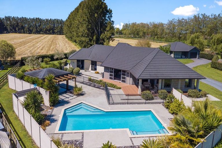 Photo of property in 8 Brighton Grove, Newstead, Hamilton, 3286