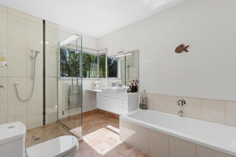 Photo of property in 289 Riverbank Road, Wanaka, 9382