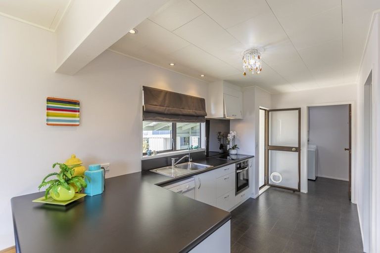 Photo of property in 7 Latham Stubbs Crescent, Waipawa, 4210