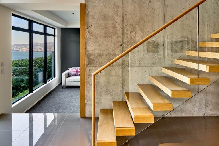 Photo of property in 14 Shalimar Crescent, Khandallah, Wellington, 6035