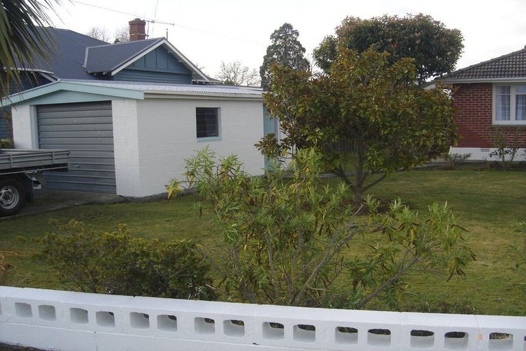 Photo of property in 10 Parsonage Road, Waimate, 7924