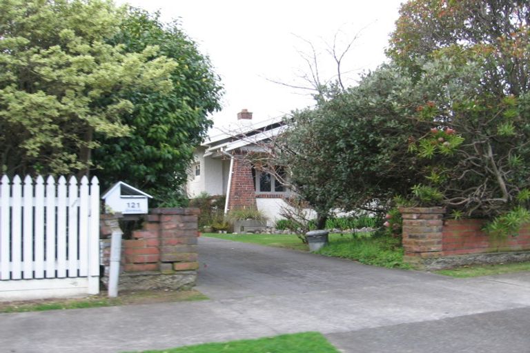 Photo of property in 121 Russell Street, Palmerston North, 4414