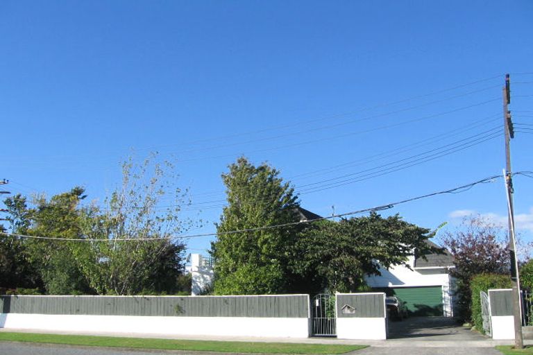 Photo of property in 32 Logan Street, Ebdentown, Upper Hutt, 5018