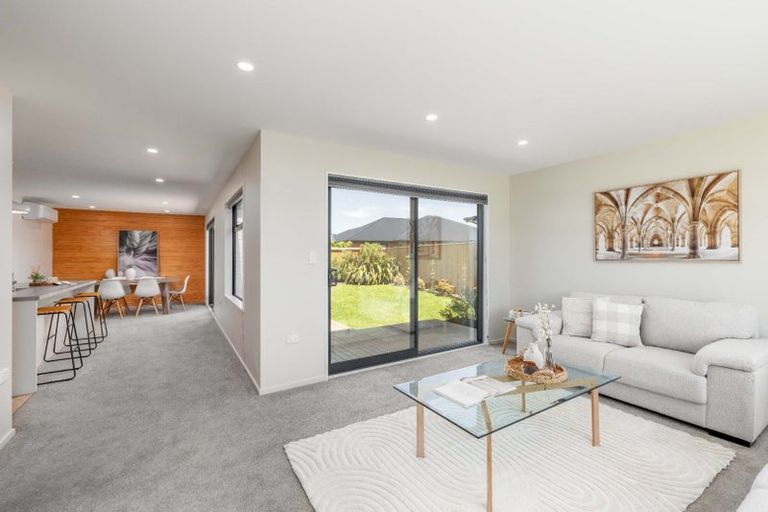 Photo of property in 5 Ruston Lane, Halswell, Christchurch, 8025