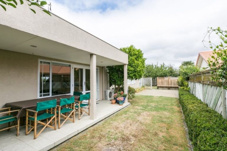 Photo of property in 525a Main North Road, Bay View, Napier, 4104