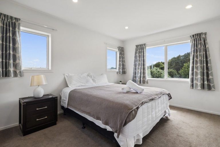 Photo of property in 24 Gyle Place, Pyes Pa, Tauranga, 3112