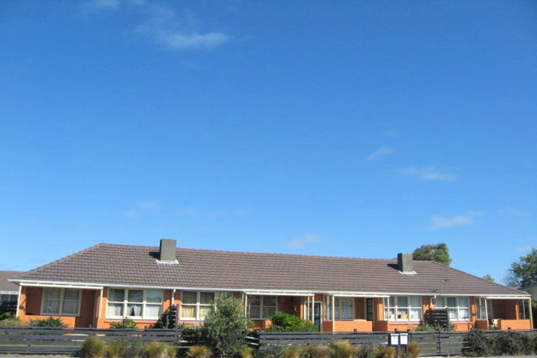 Photo of property in 1/400 Pages Road, Aranui, Christchurch, 8061