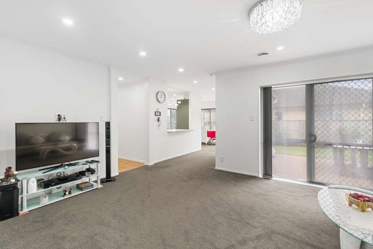 Photo of property in 335 Mahia Road, Weymouth, Auckland, 2103