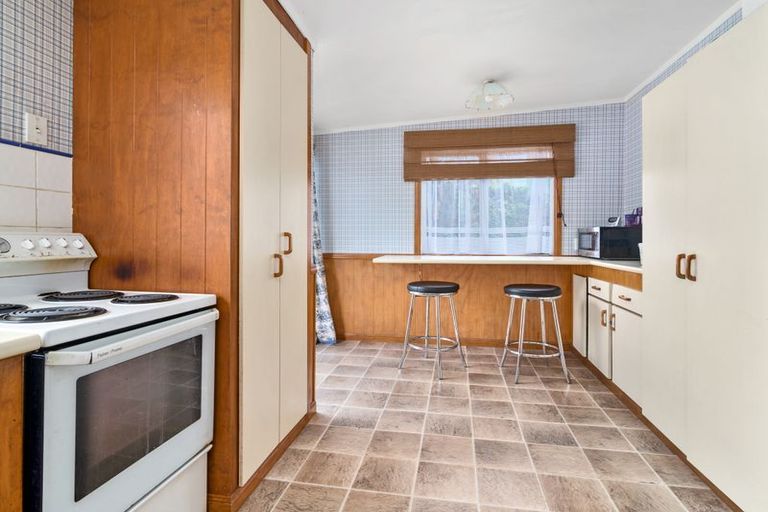 Photo of property in 26 Robinson Avenue, Holdens Bay, Rotorua, 3010