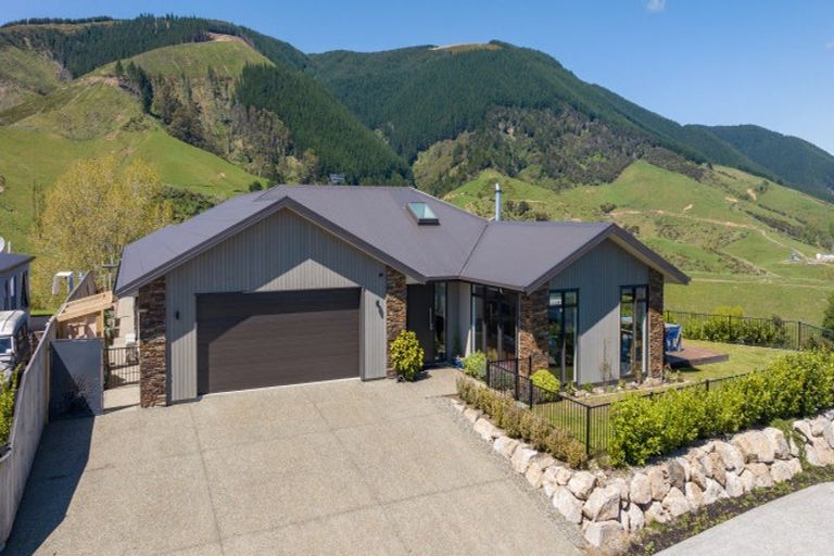 Photo of property in 5c Huntaway Close, Stoke, Nelson, 7011