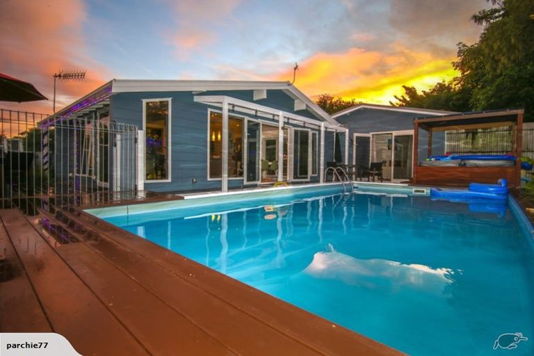 Photo of property in 37 Iwa Street, Mapua, 7005