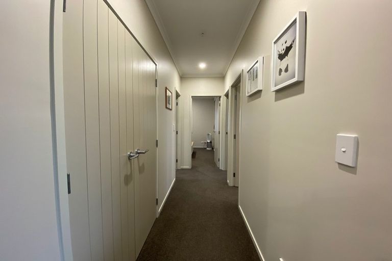 Photo of property in 8 Manatu Lane, Inglewood, 4330