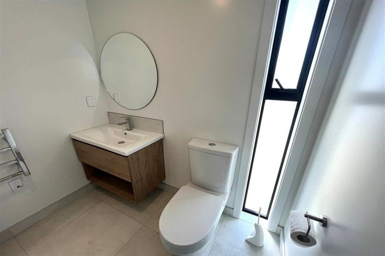 Photo of property in 164a Marine Parade, New Brighton, Christchurch, 8083