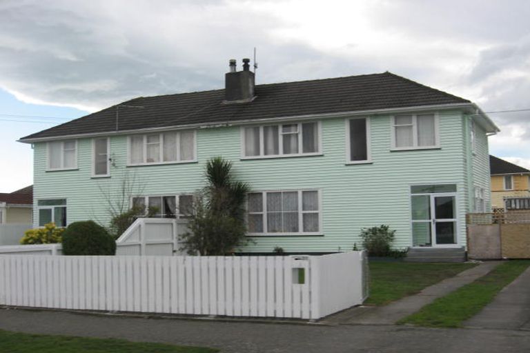 Photo of property in 29-31 Grant Crescent, Masterton, 5810