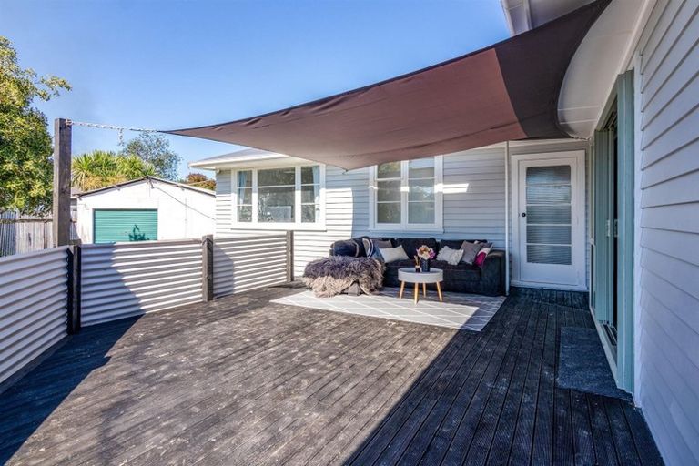 Photo of property in 10 Jones Place, Masterton, 5810