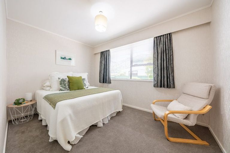 Photo of property in 6 Denver Grove, Totara Park, Upper Hutt, 5018