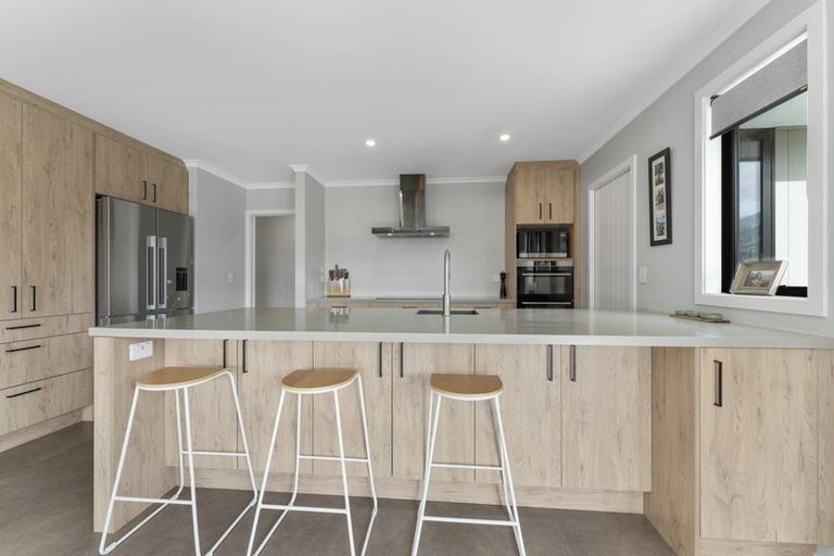 Photo of property in 14 Dingle Street, Lake Hawea, Wanaka, 9382