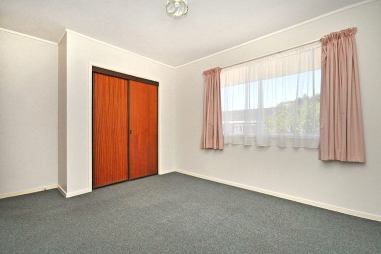 Photo of property in 3/69 Titirangi Road, New Lynn, Auckland, 0600