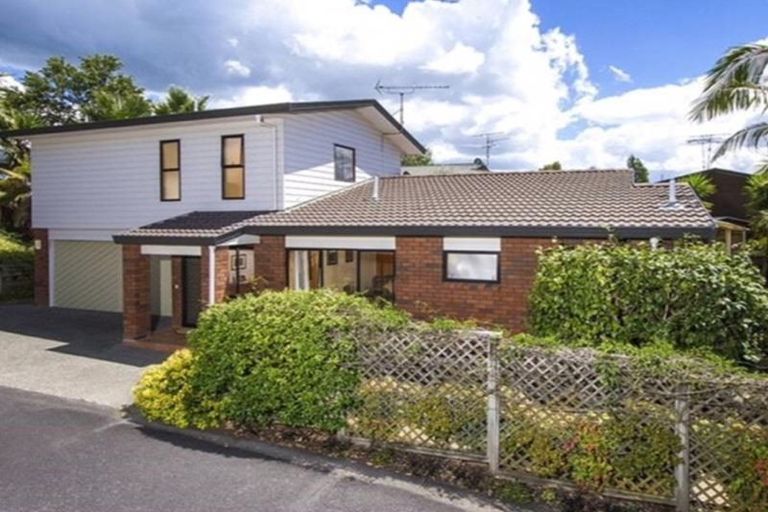 Photo of property in 1/7 Eban Avenue, Hillcrest, Auckland, 0627